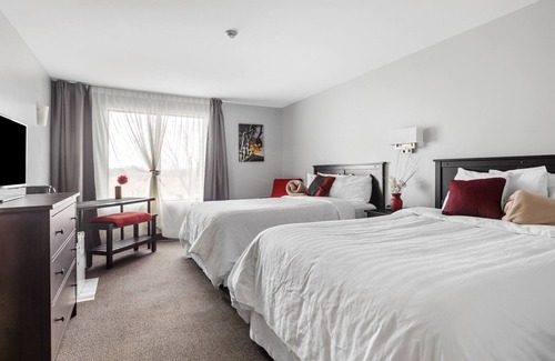 The Nation House | The Restauparc Motel! A relaxing and affordable experience.