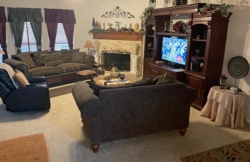 San Antonio House | The Retreat 3514 Ravens Ranch