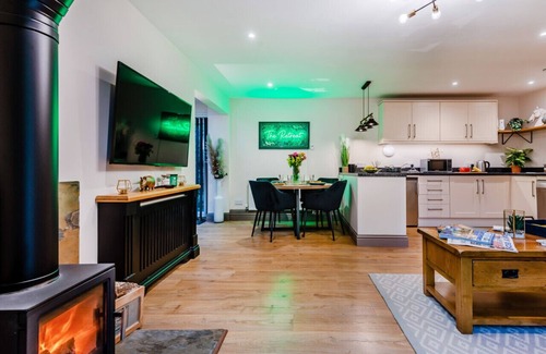 Ringwood Apartment | The Retreat - Ringwood