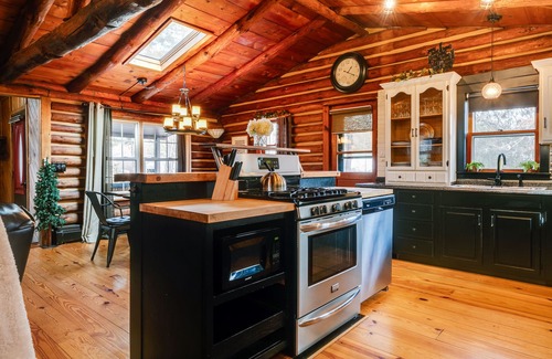 Sabinsville House | The Rexford Cabin: Easy Drive to PA Grand Canyon!