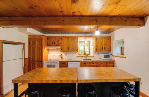 Saint Ferreol les Neiges Cottage | The Ricard House - 4 bedrooms for 12 people