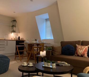 Canterbury Apartment | The Riding Gate Apartment