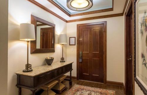 Aspen House | The Ritz-Carlton, 2 BR Residence 8409, Mountain/Mall view, Ski-in/Ski-out in Aspen Highlands