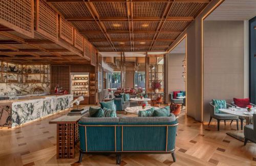 Lumphini Hotel | The Ritz-Carlton, Bangkok