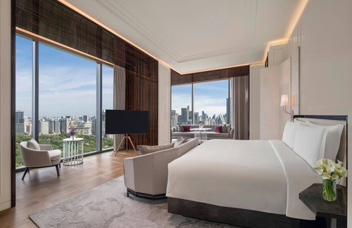 Lumphini Hotel | The Ritz-Carlton, Bangkok