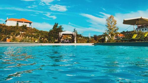 Sao Tiaguinho House | THE RIVER HOUSE - Termas Guesthouse