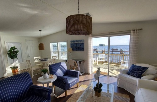 Sebastian Cottage | The River Cottage on the Indian River with amazing views and boat docks.