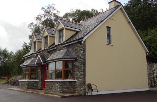 Glengarriff House | The River House