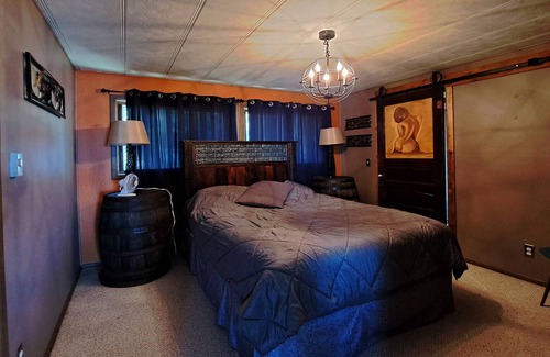 Lake City House | The River Queen is a GEM! 2 bedroom and a Lake Pepin view!