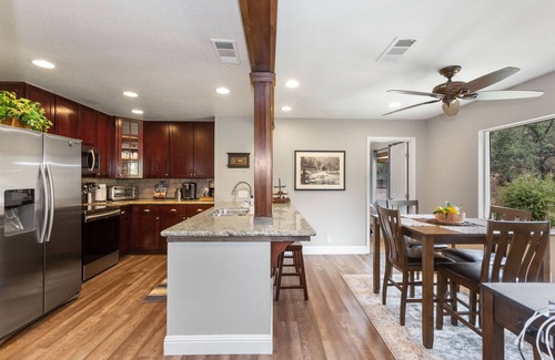 Three Rivers House | The River's Edge - Private Home with River Access and Spa
