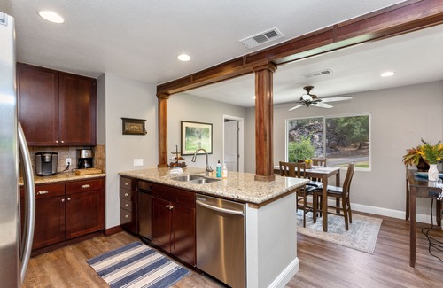 Three Rivers House | The River's Edge - Private Home with River Access and Spa
