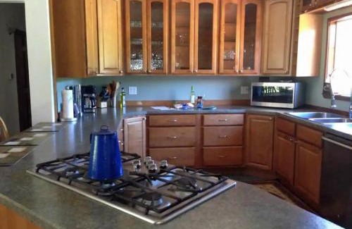 Quinault House | The River's Edge