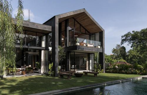 Beraban Villa | The River Sanctuary, Nyanyi Beach
