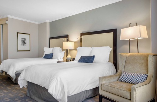 Central Business District Hotel | The Riverfront Hotel New Orleans
