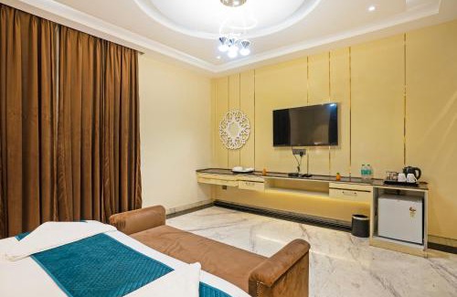 Greater Noida Hotel | The Riverstone Inn