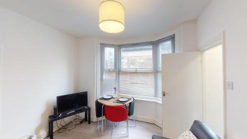 Plumstead Apartment | The Rock Apartments II