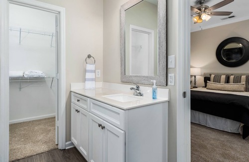Glen Iris House | The ROCK in Rockford! A house in the HEART of Bham