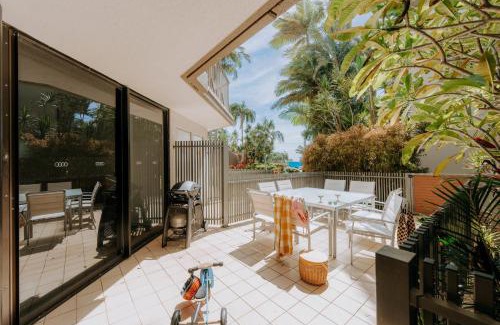 Currumbin Apartment | The Rocks GI