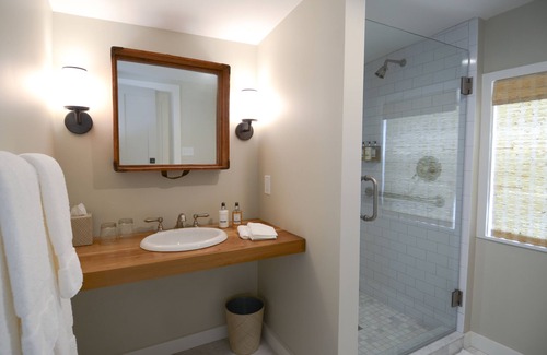 Marshall Bed & Breakfast | The Rooms Up There