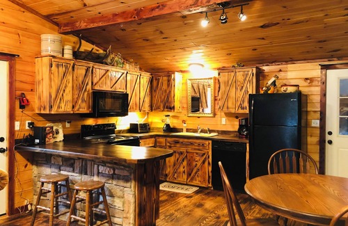 Compton Cabin | The Roost-Close to Buffalo River & Wilderness Rider
