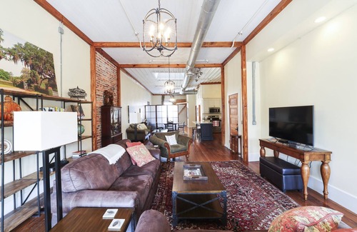 Thomasville Apartment | The Roost - Downtown Thomasville