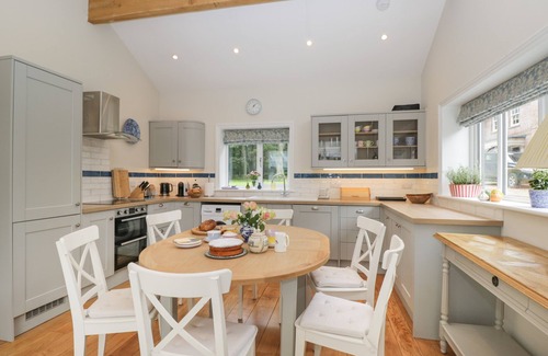 Alresford Cottage | THE ROOST, pet friendly, character holiday cottage in Alresford