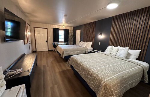 Coshocton Hotel | The Roscoe