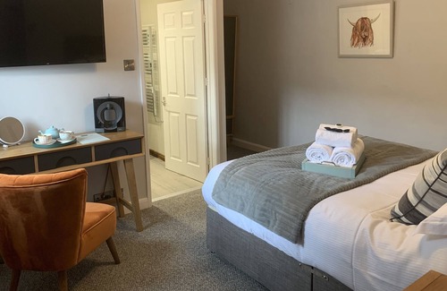 Nympsfield Bed & Breakfast | The Rose & Crown Farmhouse Kitchen