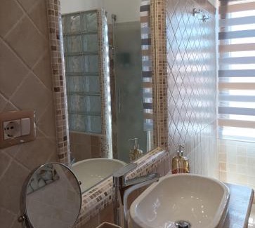La Maddalena Bed & Breakfast | The Roses Garden