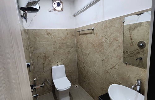Duliajan Hotel | THE ROYAL CROWN