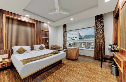 Ajmer Hotel | The Royal Melange Beacon
