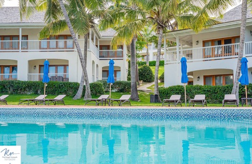 Freetown Condo | The Royal Nonsuch: An Oceanfront Escape