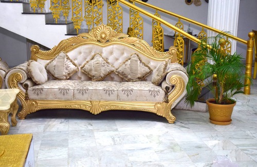 Dewas Hotel | The Royal Palace Hotels By Blues