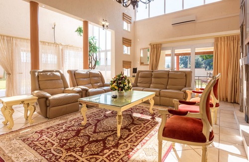 Lobamba Hotel | The Royal Villas Swaziland