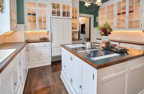 Charleston House | The Ruffner: Where History Meets Hospitality