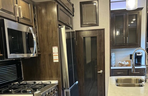 Putnam Hall House | The RV Hotel, a luxury RV in a charming town with people of big hearts.