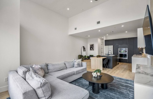 OST - South Union House | The Saint Zane Loft - Unit B