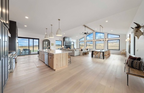Placerville House | The Sanctuary: Modern Mesa Home