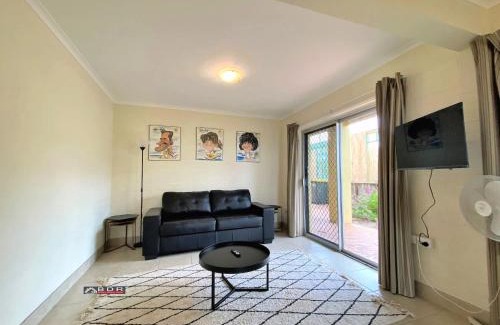 Traviston House | The Sandcastle