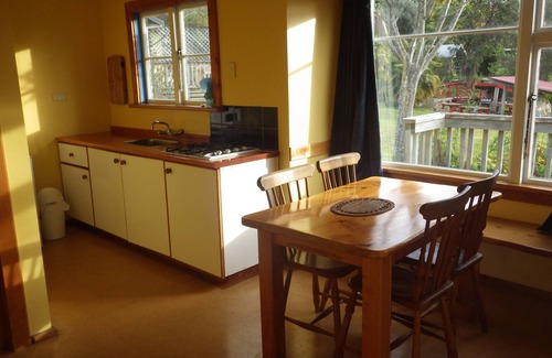 Pohara Cabin | The Sandcastle