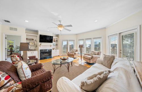 Audubon Place House | The Sanderling