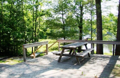 Selwyn House | The Sandpiper - Quiet 3-bedroom retreat