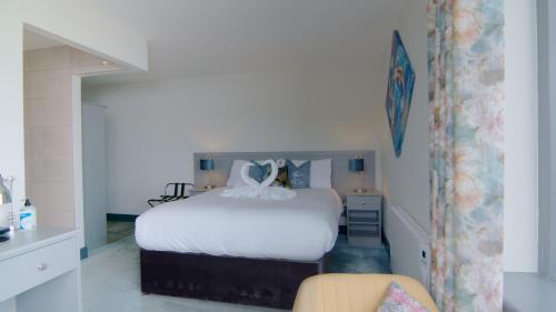 Woodstown Hotel | The Saratoga