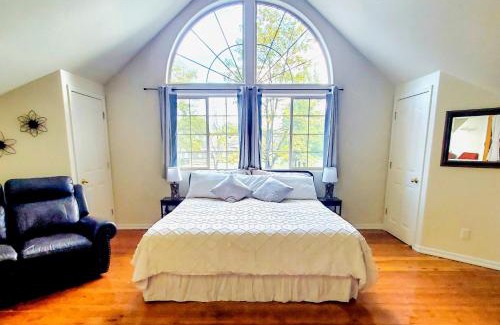 Cave Junction House | The Sasquatch Loft