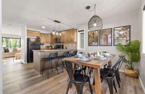 Sylvan Lake House | The Saturday I Perfect for Families I Arcade Games