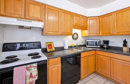 Kokomo Apartment | The Savvy Traveler #2