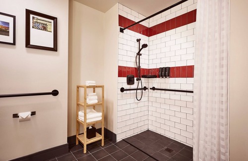 Lincoln Hotel | The Scarlet, Lincoln, a Tribute Portfolio Hotel