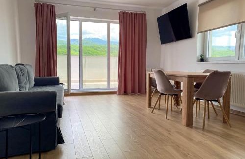 Rasnov Apartment | The Scenic View Escape