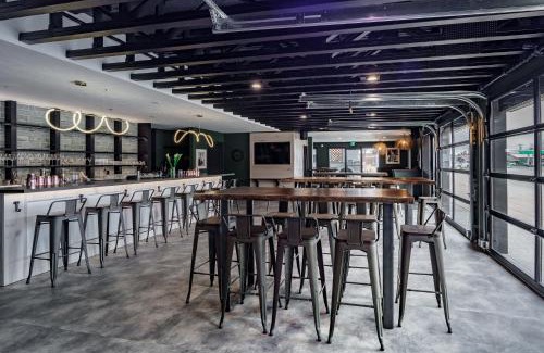 Cody Hotel | The Scout INN