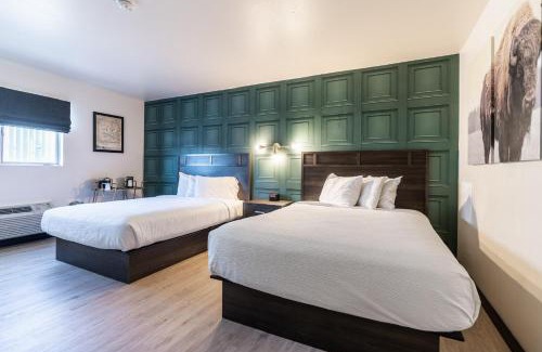 Cody Hotel | The Scout INN